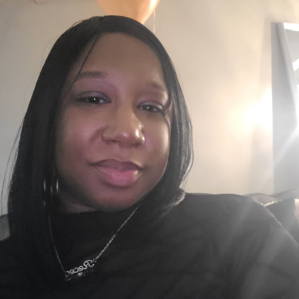 Meet your Posher, Sharice